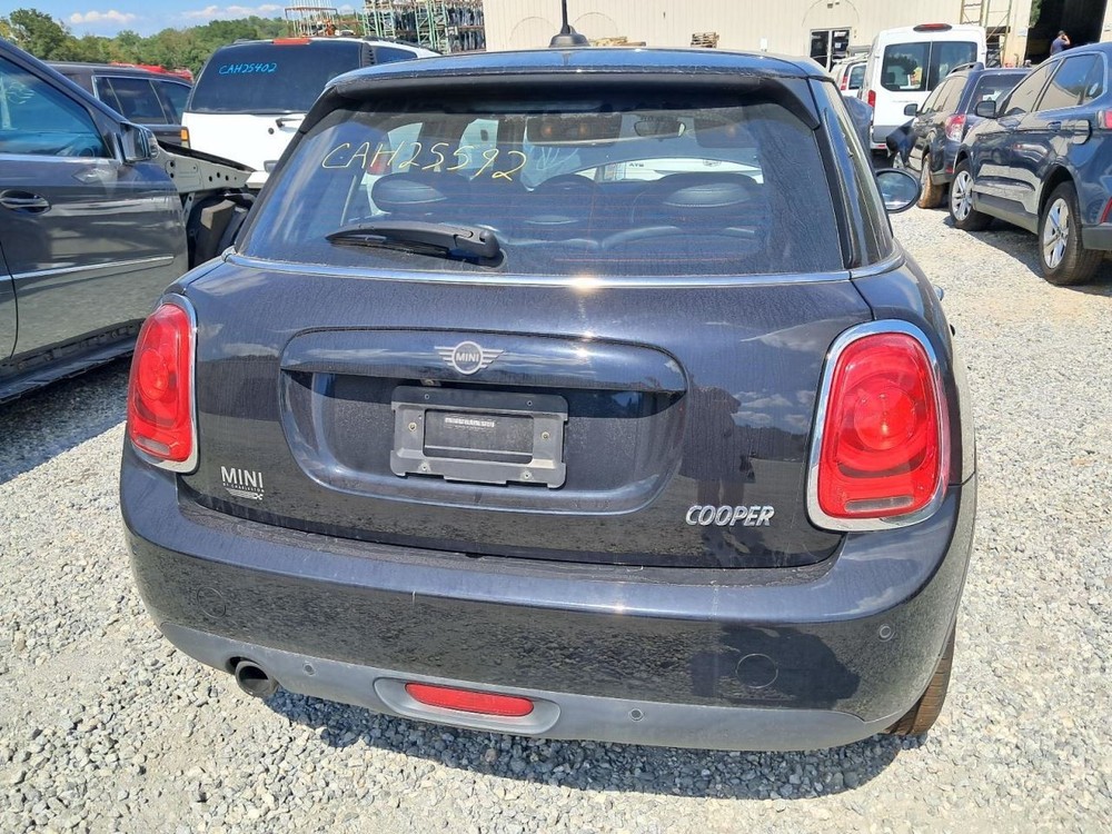 MINI 1 2019 Glove Box 4772682