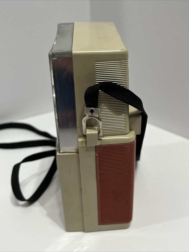 Kodak Vintage Flash Fun Hawkeye Camera For Display