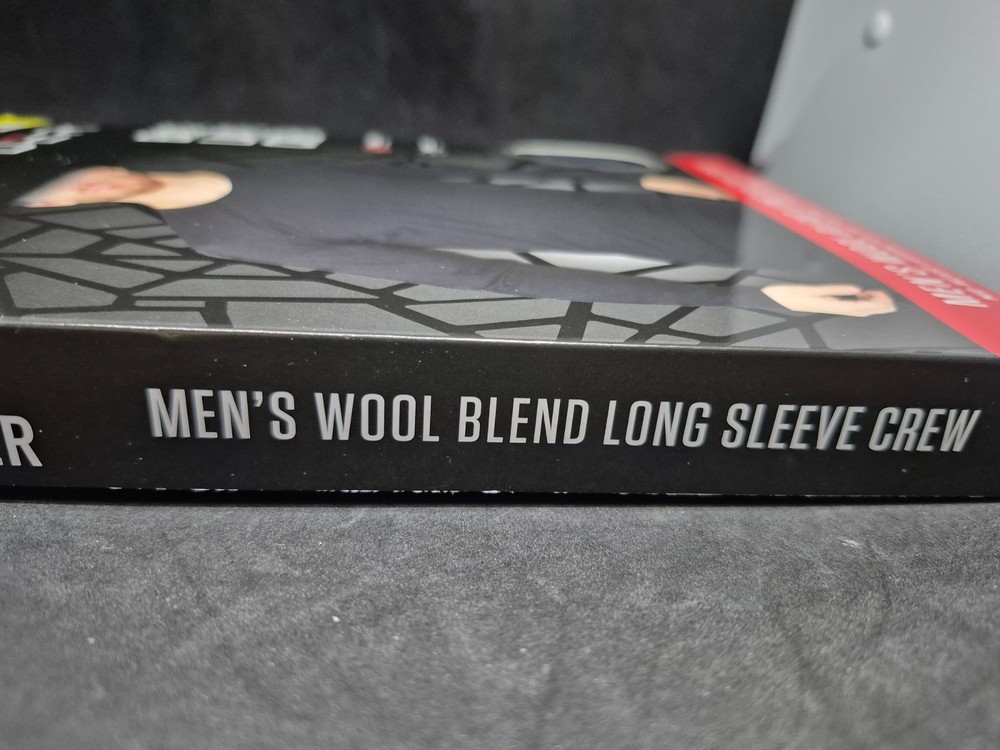 Spyder Mens Baselayer Thermo Web Wool Flex LS Cool Crew Top SZ Medium 38-40