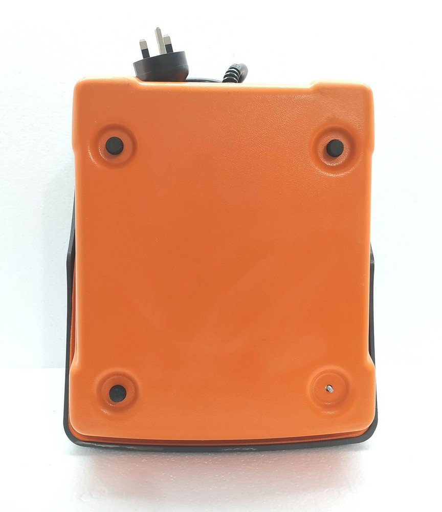 CLARE INSTRUMENTS SAFE CHECK 8 ELECTRICAL SAFETY TESTER