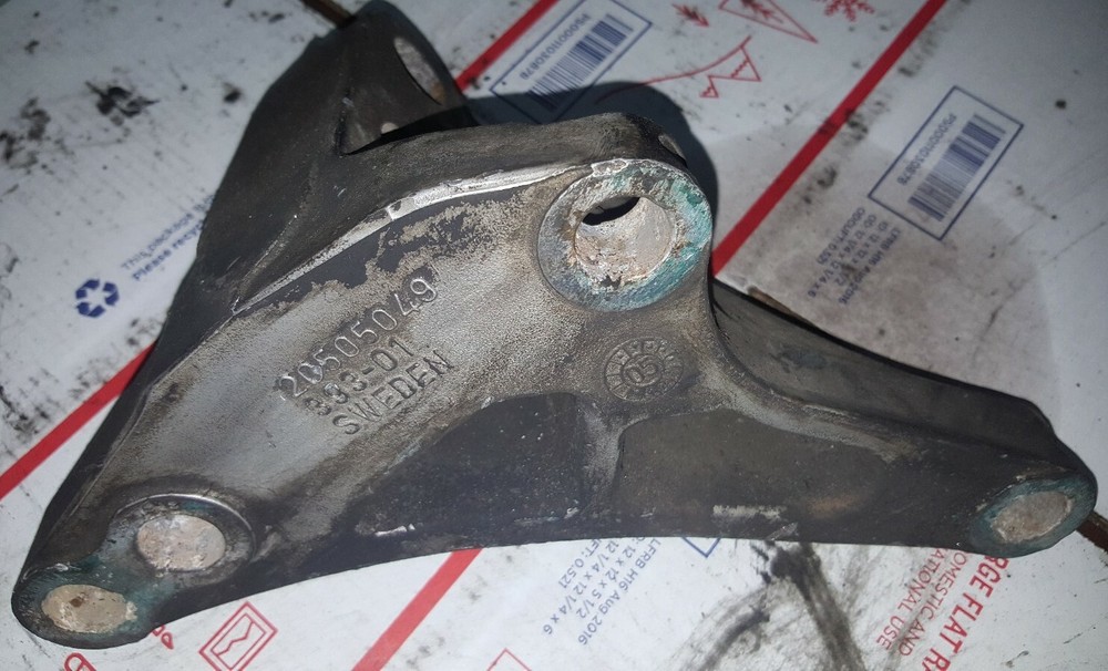Volvo N/A Engine Mount 20505049