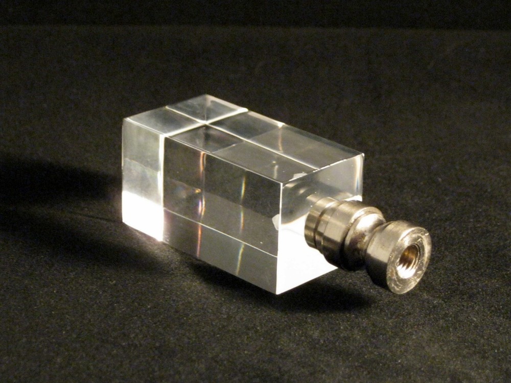 Lamp Finial-Transitional ACRYLIC RECTANGULAR CUBE W/PN BASE-CLEAR