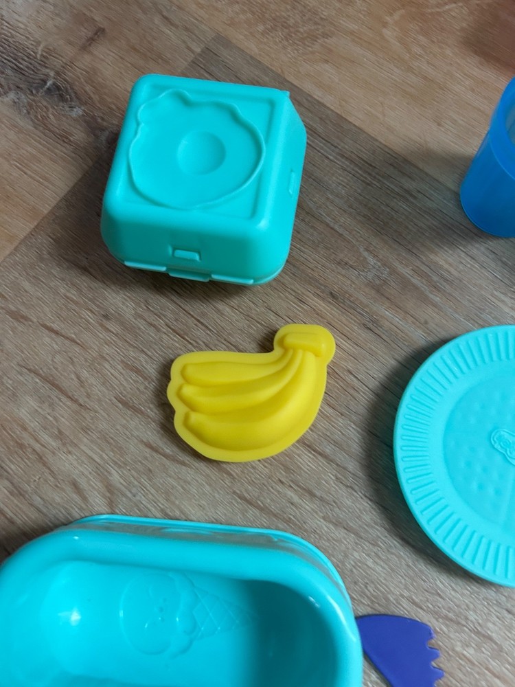 Play-doh Kinetic Sand Tools Lot, 40+ Pieces, Mixed Sets