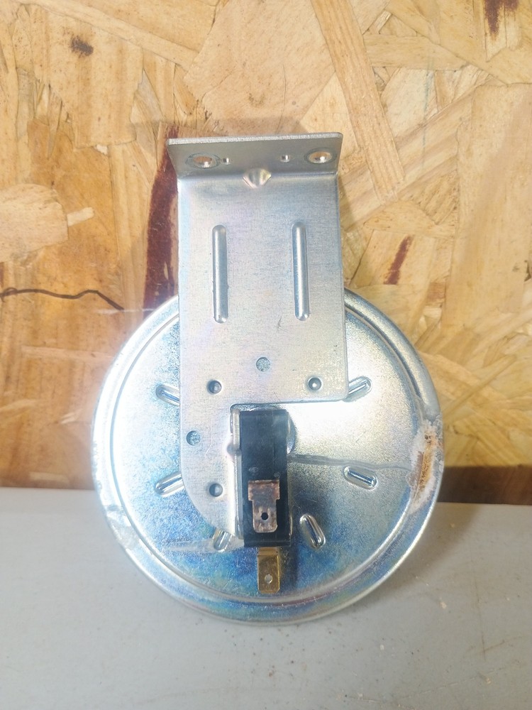 Furnace Pressure Switch Fs6757-1784 1.5w.c.