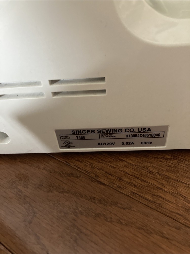 SINGER Confidence 7465 Sewing Machine Works READ