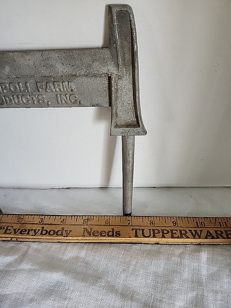 CAST ALUMINUM ADV. CUST. APPRC. GIFT;"BOOT SCRAPER;"TRIPOLI FARM PROD. INC,"