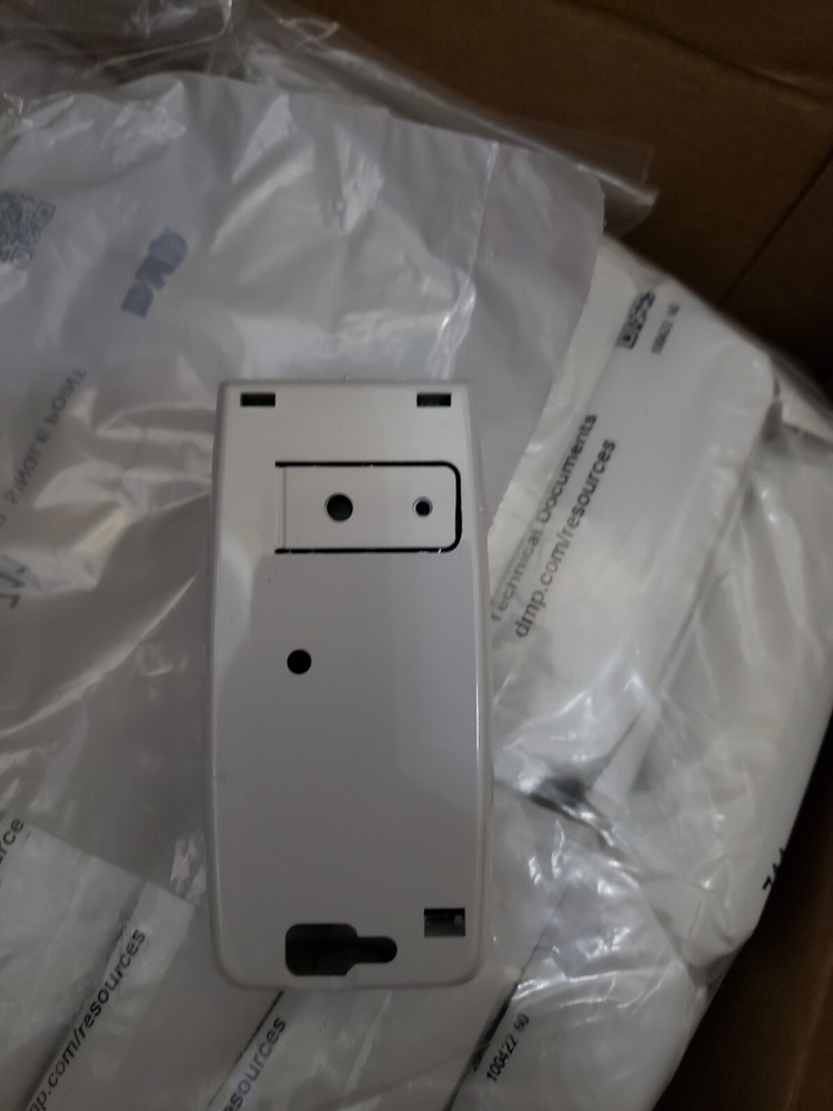 DMP 711 Zone Expander Module----Single Point---WHITE