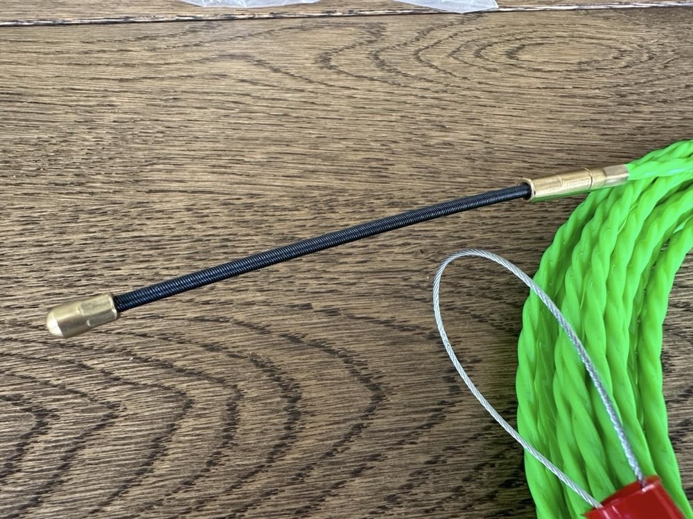 37 FT Fish Tape Wire Puller 5 Adapters Durable Cable Retraction Aid 12m