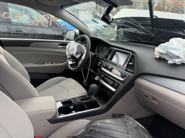 Info-GPS-TV Screen Control Panel And Clock US Built Fits 18-19 SONATA 468725