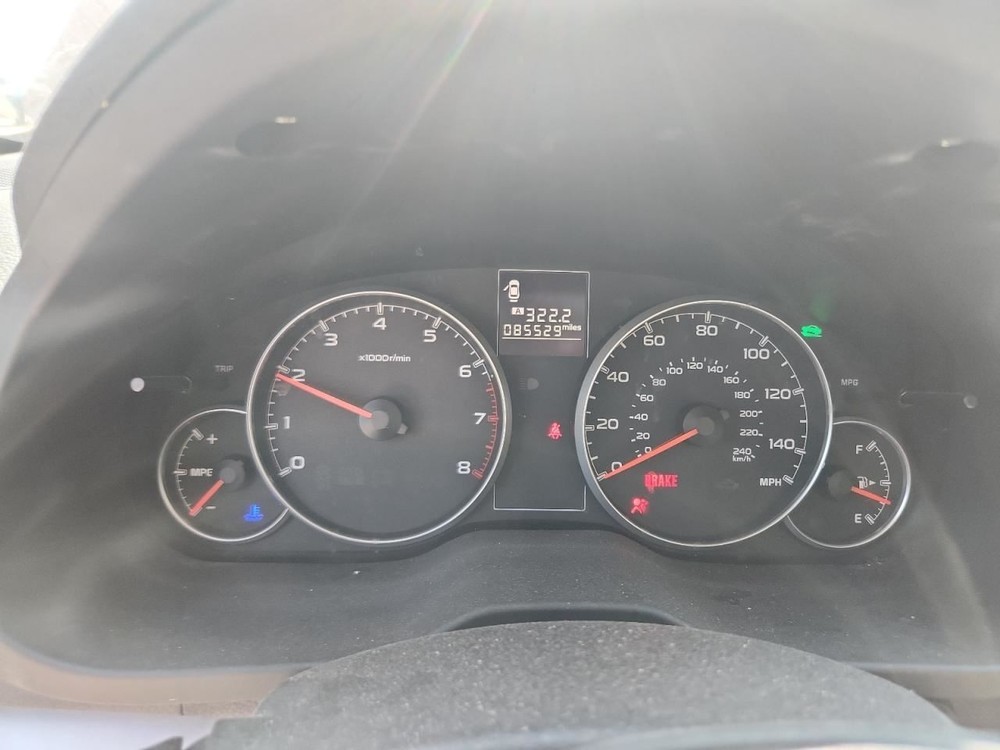 LEGACY 2013 Glove Box 4856119