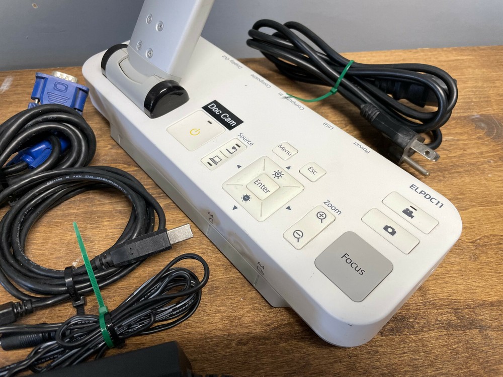 EPSON ELPDC11 Presenter Document Camera VGA Out
