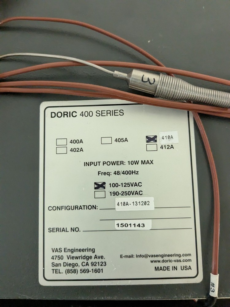 2 VAS Engineering Doric 400 Series 410A 100-125VAC Digital Temperature Indicator