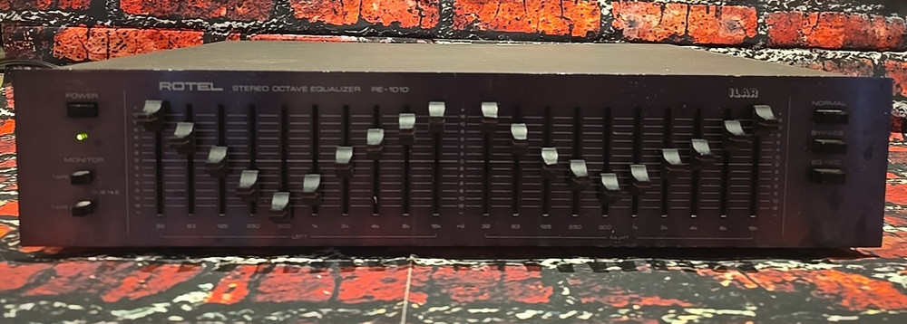 Rotel RE-1010 Stereo Octave Equalizer - ONE OWNER - TESTED - WORKING