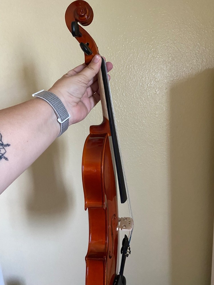Crescent Student Violin 4/4 Wooden 4 String
