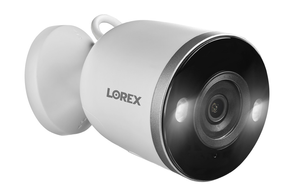 Lorex 2K Spotlight Indoor/Outdoor Wi-Fi Security Camera (32GB, Cloud-Enabled)