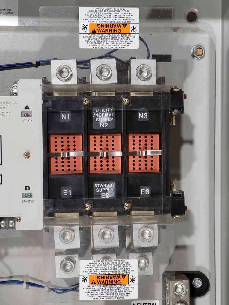 Generac RTSN200G3 Automatic Transfer Switch 200A 480V System 120/208V