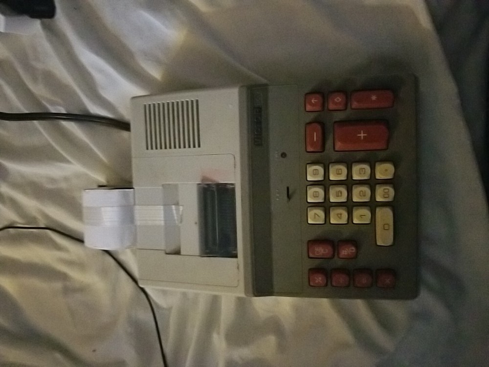 Vintage 1970’s Working Victor 100 Adding Machine Printing Calculator