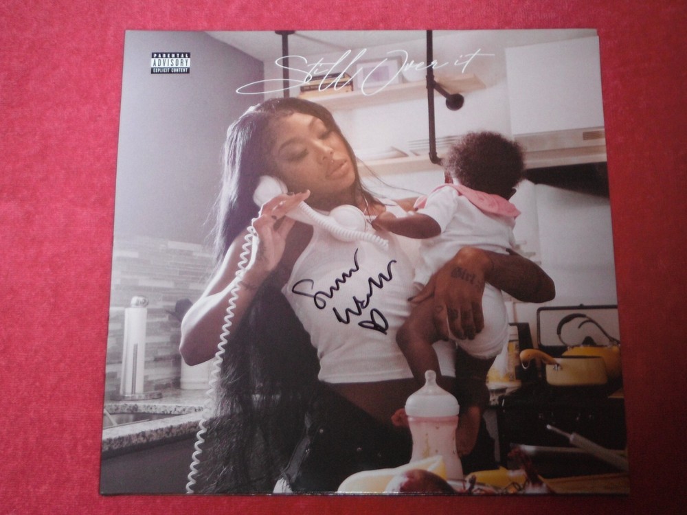 SUMMER WALKER  SIGNED STILL OVER IT VINYL ALBUM