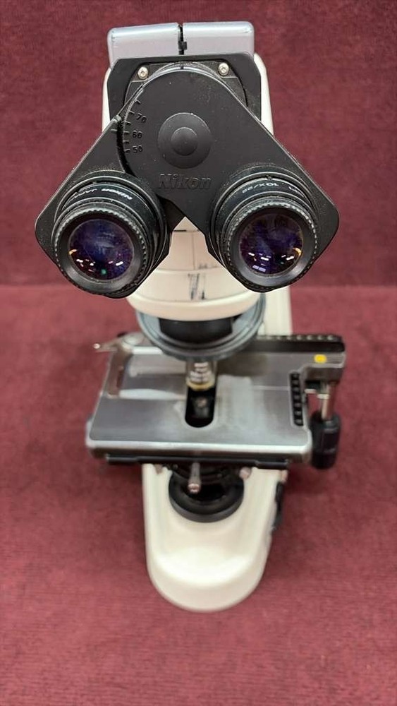 Nikon eclipse 55i Microscope