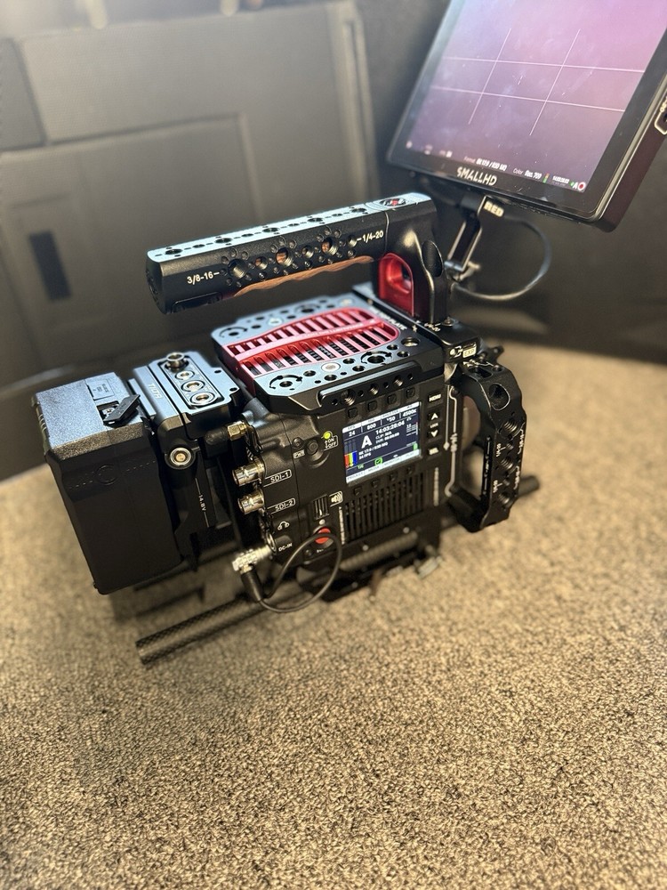 RED V Raptor 8K VV + Accessories