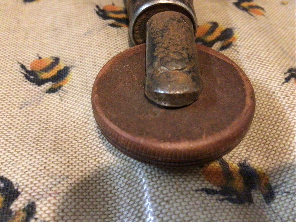 Vintage Harvey Frost Vulcaniser roller