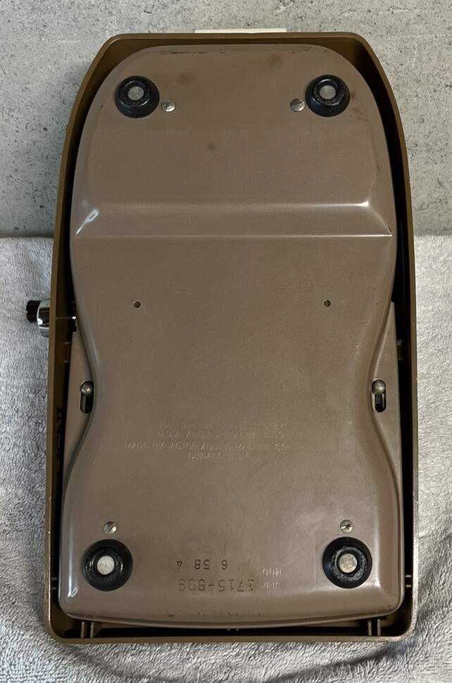 Vintage Victor 8 Column Hand Crank Adding Machine - Working