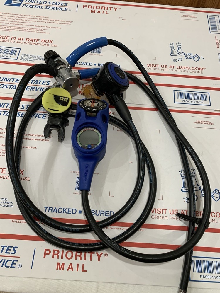 Oceanic Scuba Regulator Set with Pressure Gauge, Compass & Data + Dive Computer