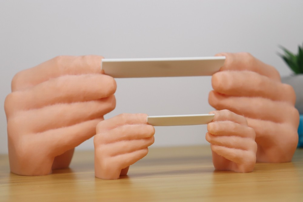 Hands Rolling Holder Stand 3D Printed