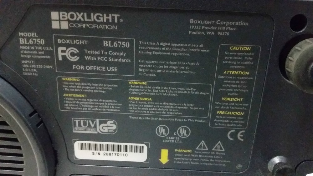 BOXLIGHT BL3750 Projector with Case