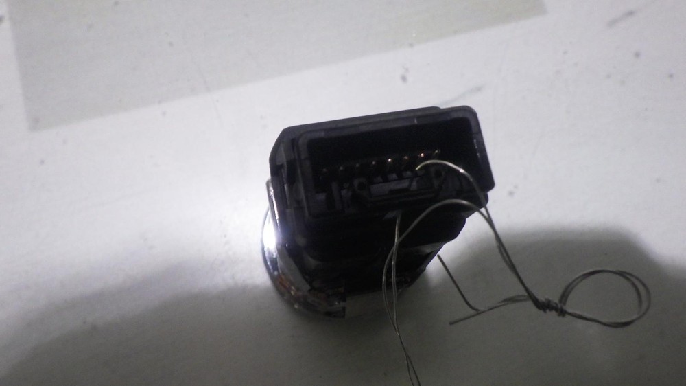 08 TOYOTA PRIUS Ignition push button Start Button