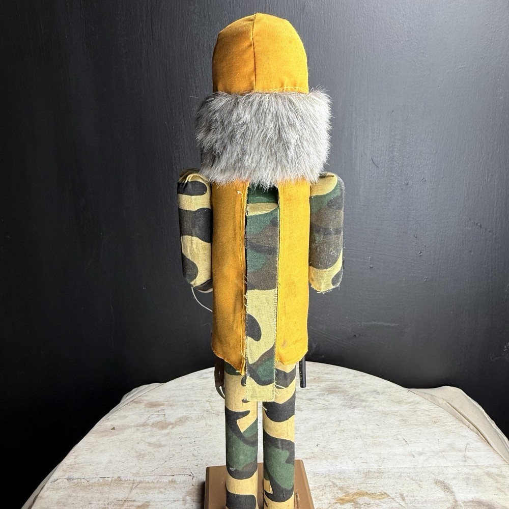 Santa’s Workshop 15” Deer Hunter Nutcracker Green & Brown Camo Christmas Gift