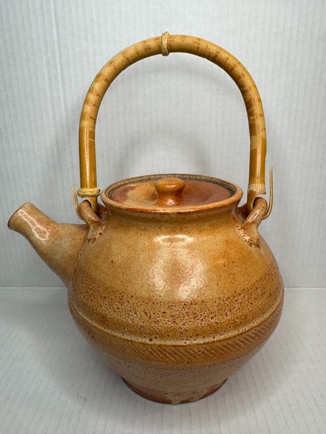 Stoneware Teapot with Bamboo Handle
