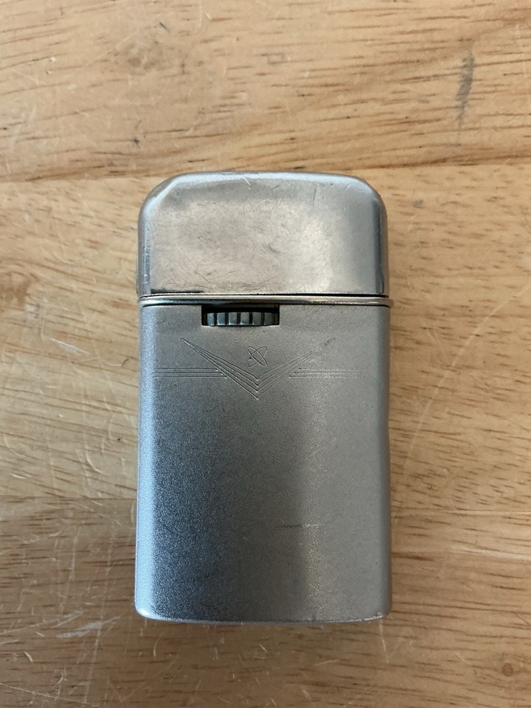 Vtg Ronson Varaflame Lighter Un Tested