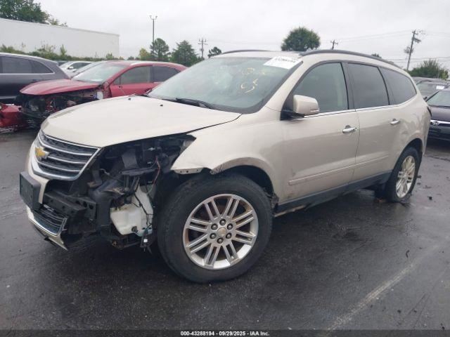 TRAVERSE 2015 Glove Box 4896739