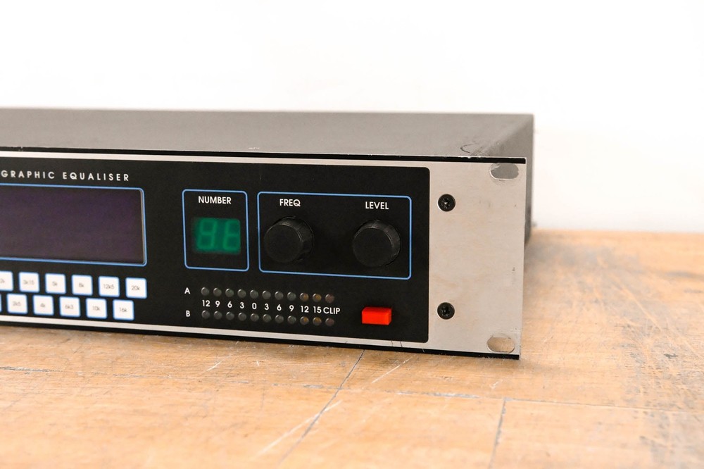 Klark Teknik DN3600 Programmable Graphic Equalizer CG01XTQ