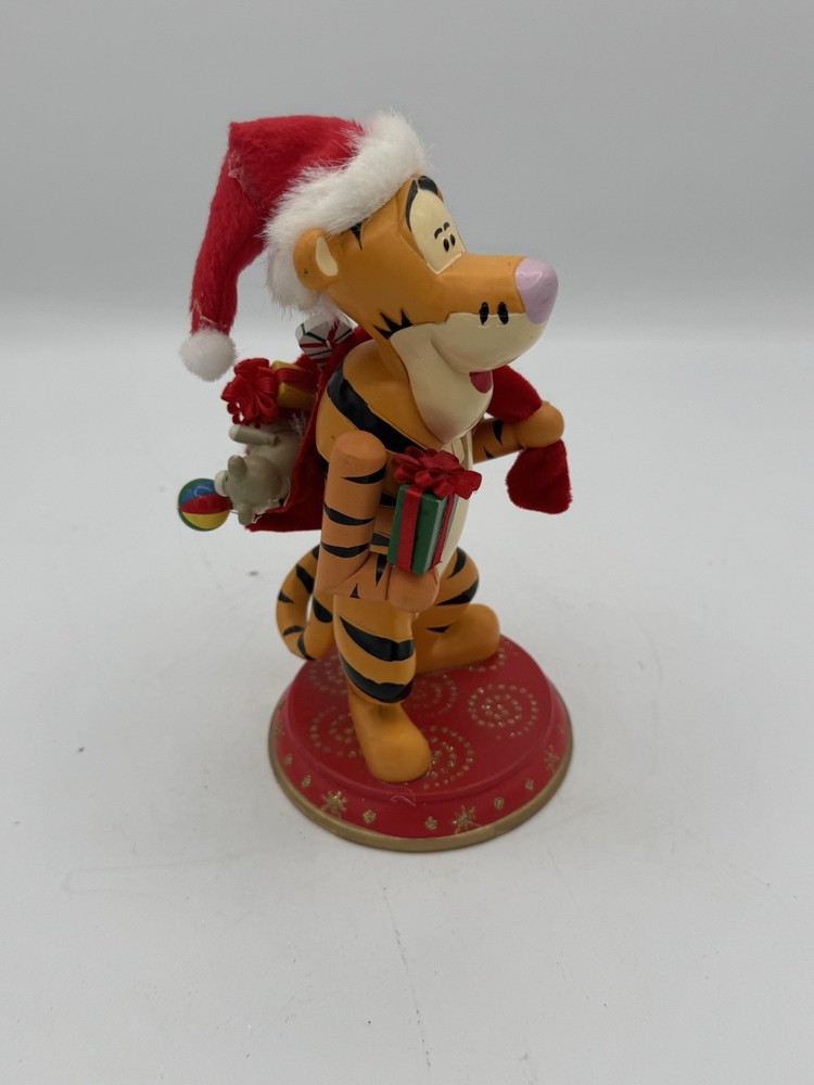 Disney Tigger Nutcracker