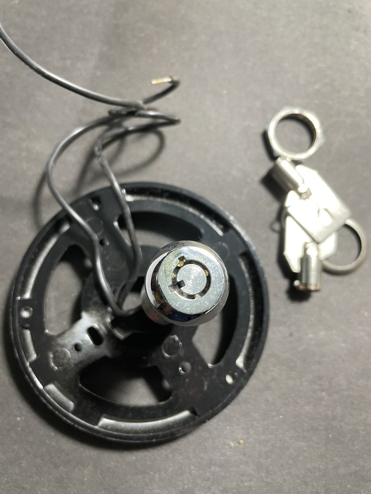 Barrel Key Switch on/off