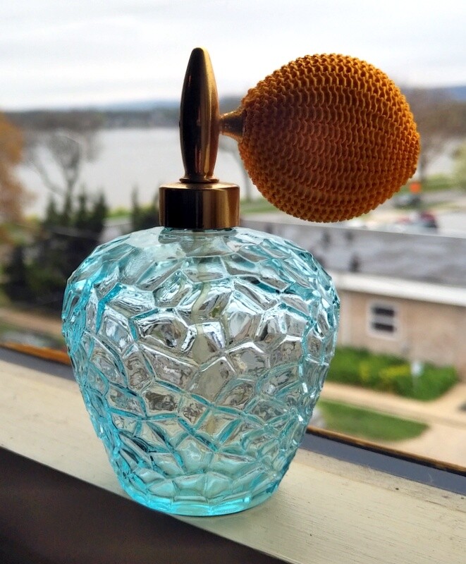 Vintage HOLMSPRAY 800 Small Ice Blue Glass Atomizer Perfume Bottle (empty)