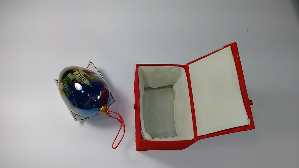 SEATTLE ORNAMENT CHRISTMAS EGG SMITH WESTERN.