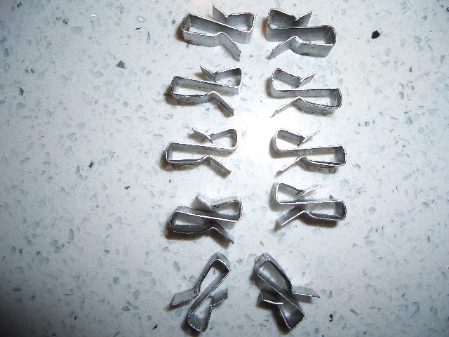TRAILER WIRE HOLDING CLIPS 10 PIECES (galvanized not painted, won't rust )