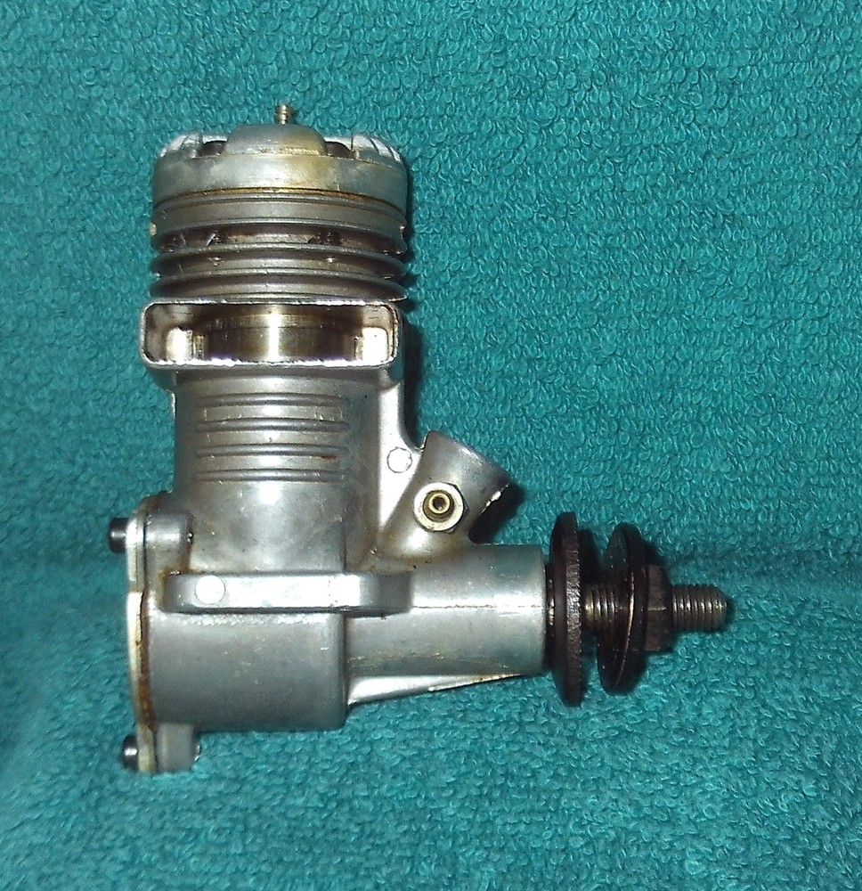 Vintage Fox 35 Stunt Engine, UNUSED!