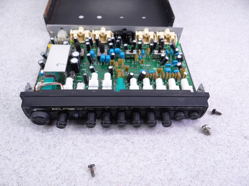 Eclipse Fujitsu Ten 21010 Band EQ Equalizer Vintage