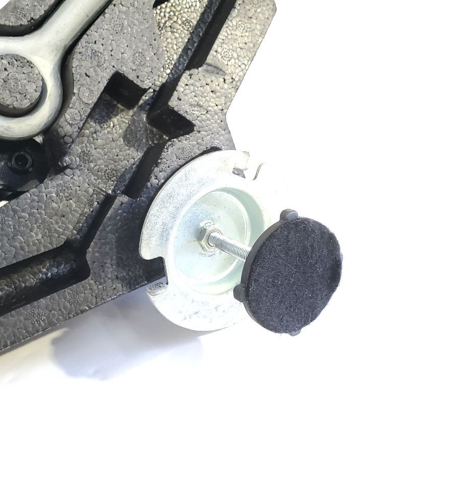 2017 Jaguar XE OEM Jack With Tools