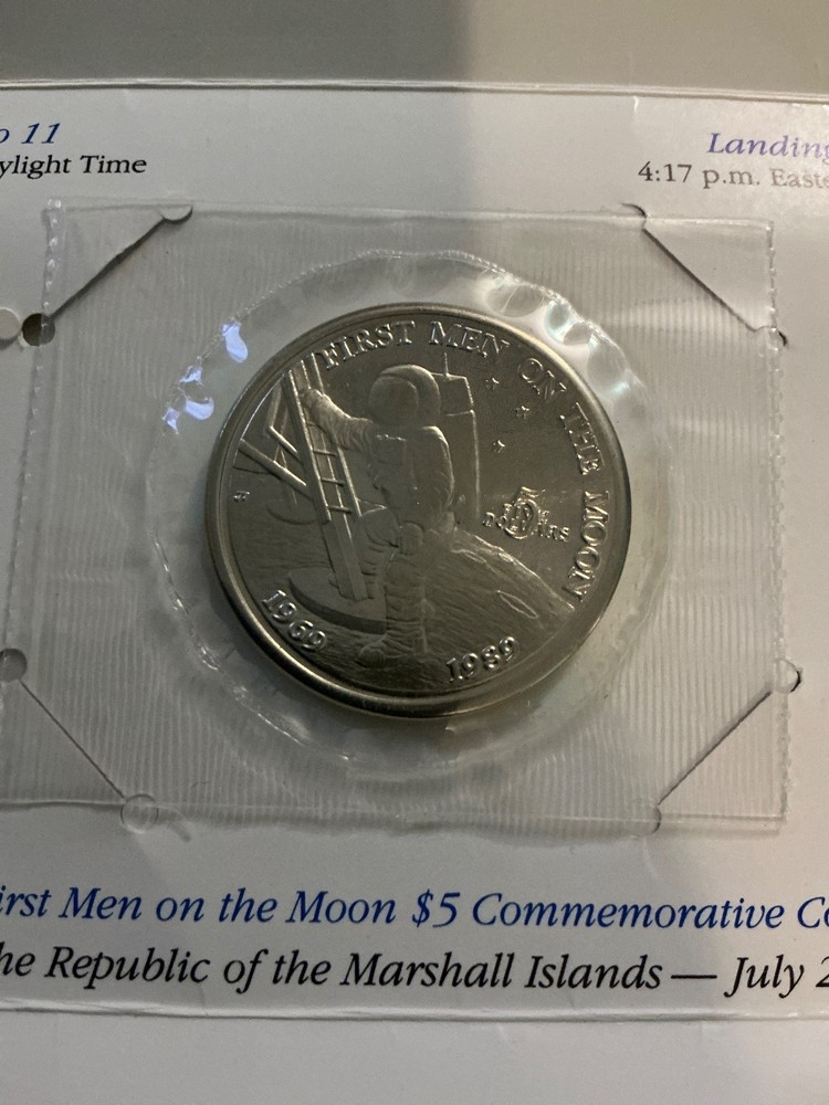 1989 the first men on the moon $5 commemorative coin