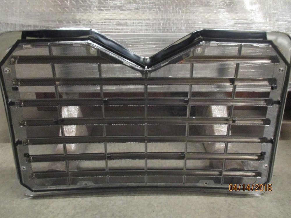 Mack Vision CNX613 Grille