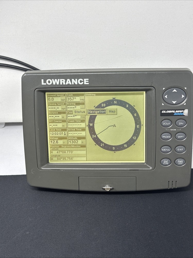 Lowrance GlobalMap 3000MT GPS Chartplotter w/ Power Data Cord & Bracket *TESTED*