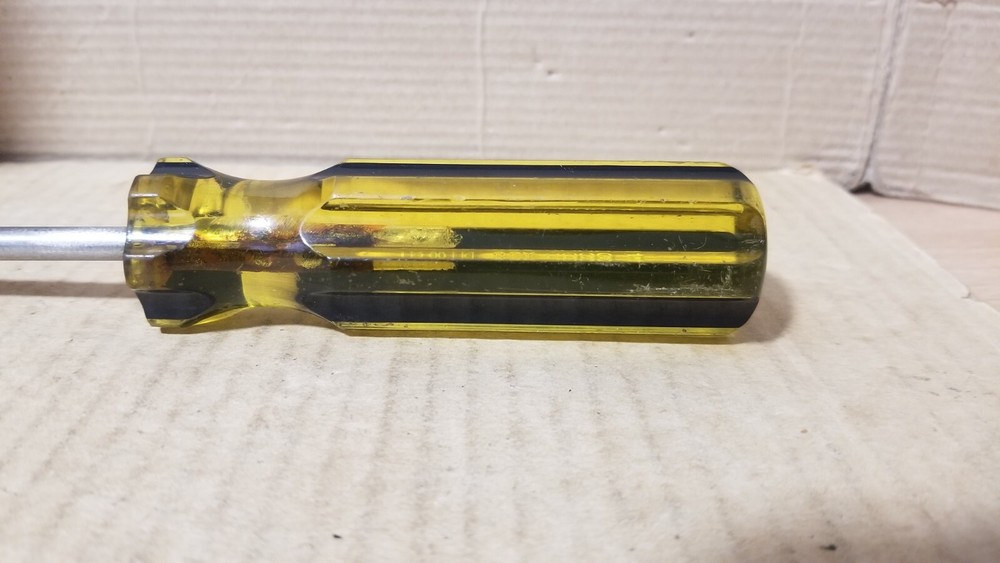 Vintage Irwin USA 5000-4 Phillips Screwdriver , VGC