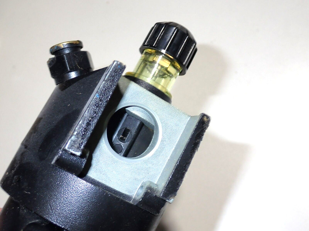 QIX Watts Fluid Air L20-06W-M2 Lubricator NEW