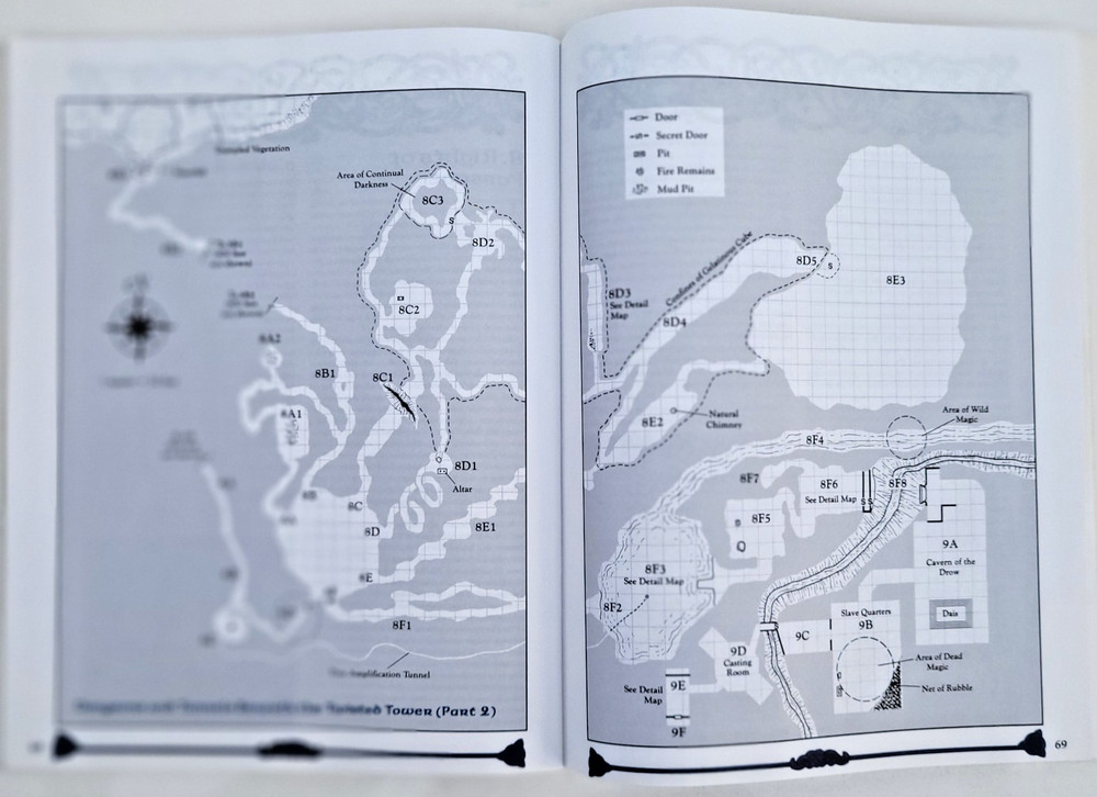 Forgotten Realms Campaign Setting. Dungeons & Dragons 2nd Edition Box Set. VG+