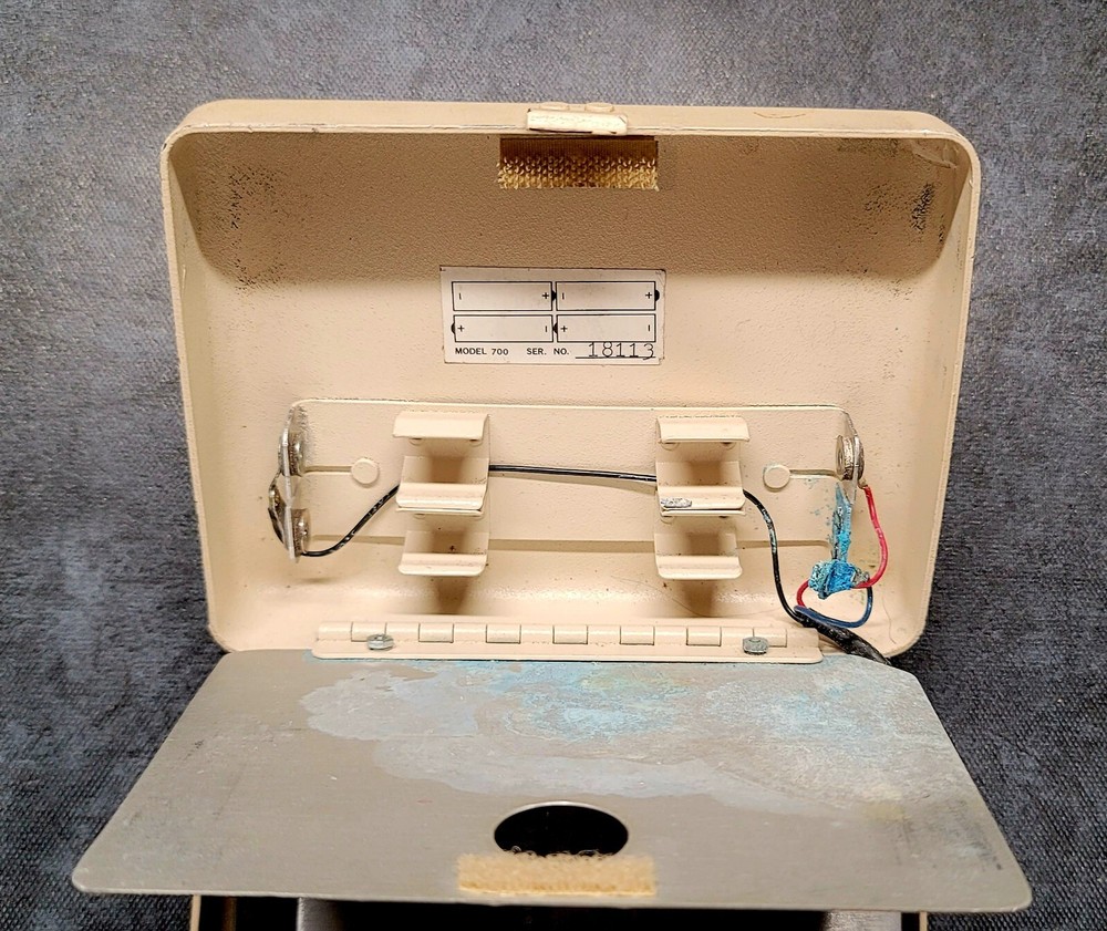 Electro Standards Laboratory Model 700 EIA RS-232 Interface Analyzer PARTS ONLY